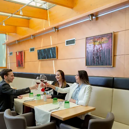 Hotel Komfort-hotel Stockinger 3*